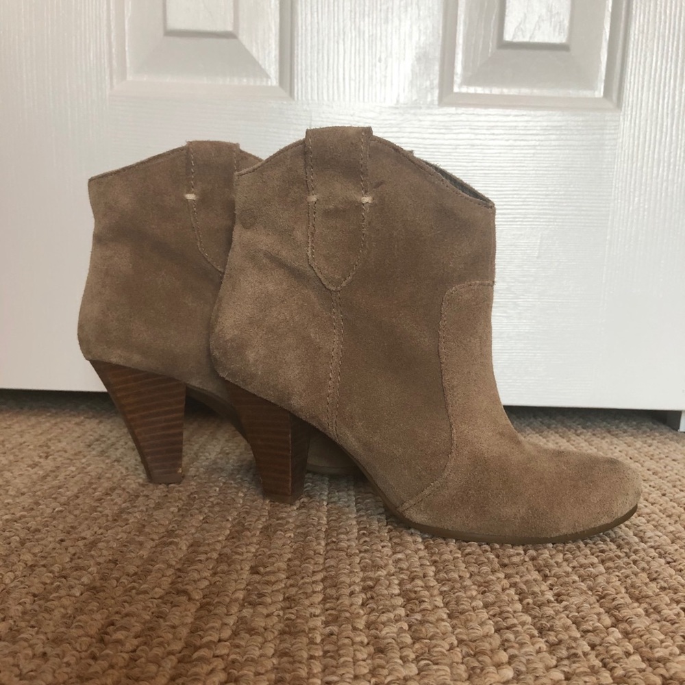 Nine West suede booties